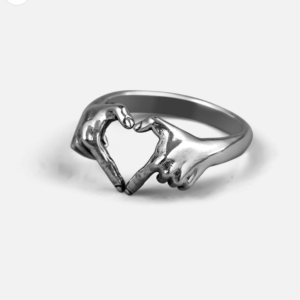 Punk youth HEART CONNECTION RING new size 11 925 silver